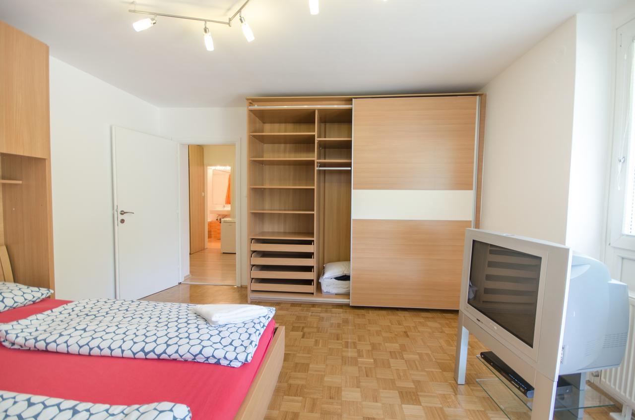 Apartment Near The Train Station ลูบลิยานา ภายนอก รูปภาพ