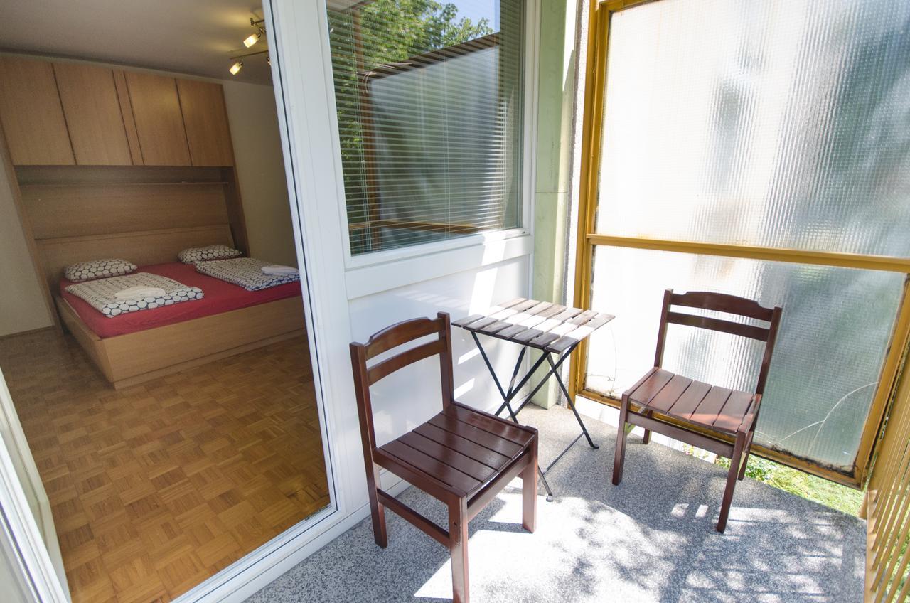 Apartment Near The Train Station ลูบลิยานา ภายนอก รูปภาพ